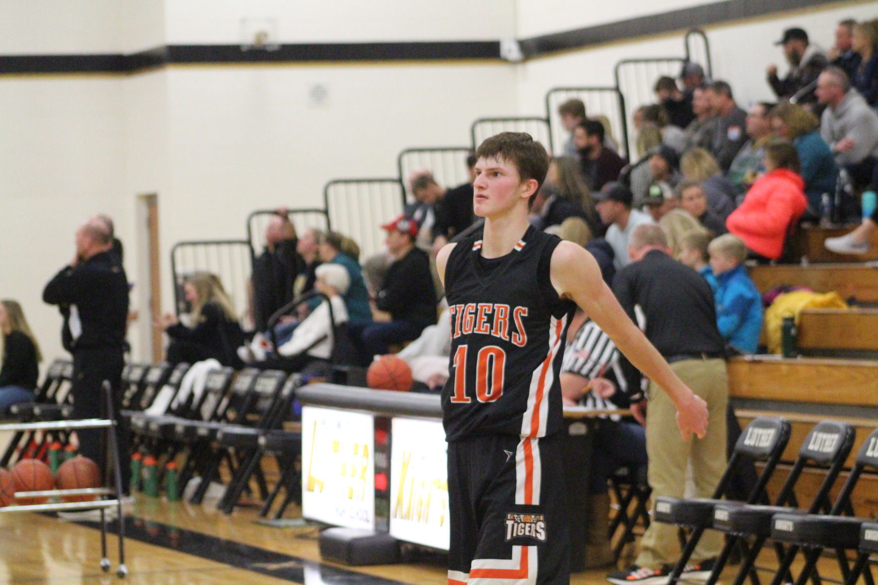 Luther Black River Falls boys